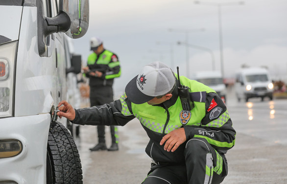 Kış lastiği uygulaması başladı