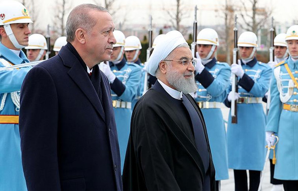 İran Cumhurbaşkanı Ruhani resmi törenle karşılandı