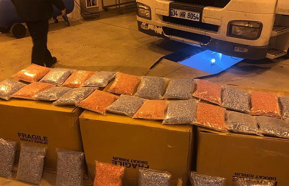 Türk polisinden yurt dışında uyuşturucu operasyonu