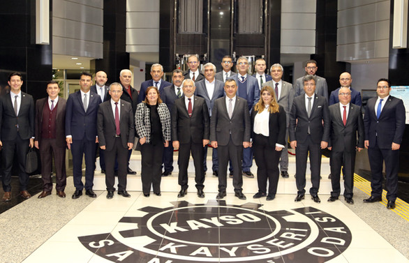 Dünyadan kaynak getiren yedinci büyük bankayız