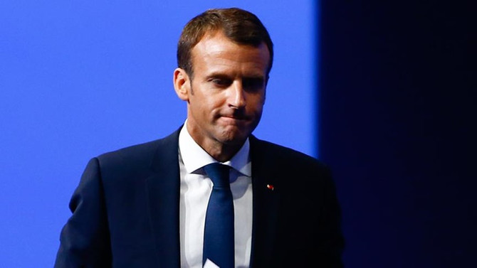 Macron'un otoritesi zarar gördü