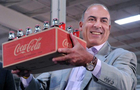 Muhtar Kent zirvede bırakıyor
