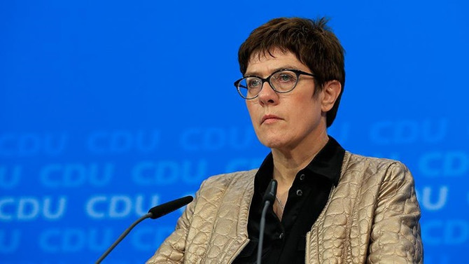 Merkel'in halefi belli oldu