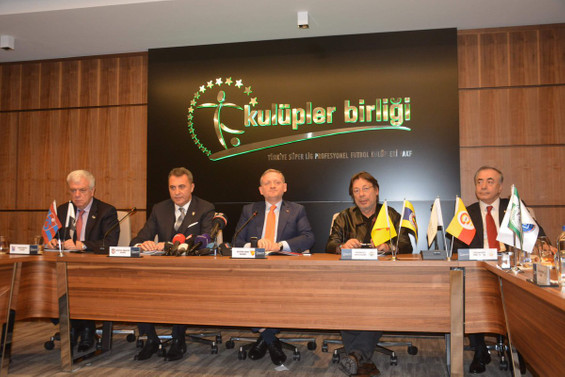 Beşiktaş Başkanı 'Kulüpler'in başında