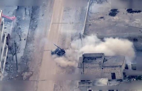 YPG evlerin arasından Türkiye'ye saldırıyor