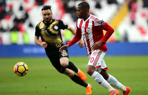 Sivasspor evinde galip