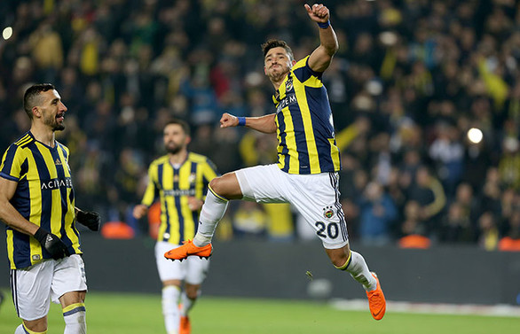 Fenerbahçe'ye derbi öncesi moral