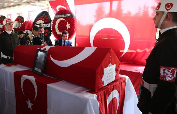 Hakkari'de şehit olan iki askere veda