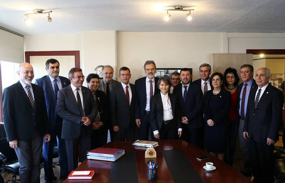 CHP'den TTB'ye destek ziyareti