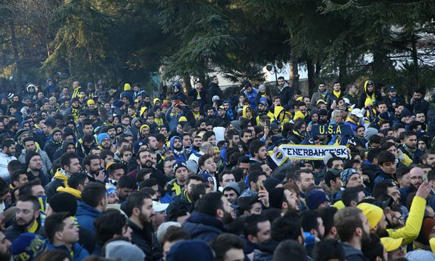 Taraftarlar kulüp yönetimlerine güvenmiyor
