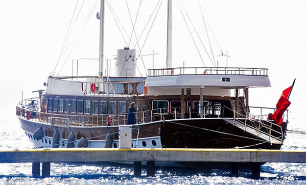 Yunanistan'ın el koyduğu yat Bodrum'a getirildi