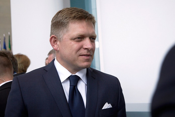 Slovakya Başbakanı Fico istifa etti