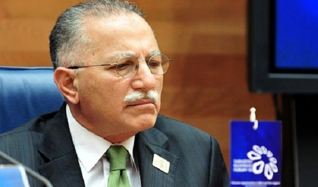 Ekmeleddin İhsanoğlu kalp krizi geçirdi