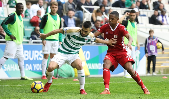 Bursaspor, Sivasspor'u tek golle devirdi