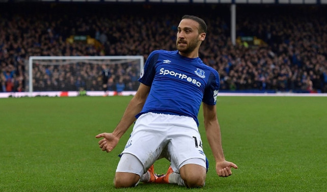 Cenk Tosun'dan iki gol birden
