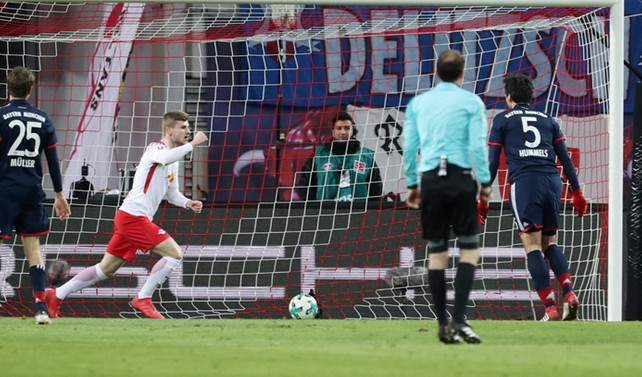 Bayern Münih, seriyi Leipzig'de bıraktı
