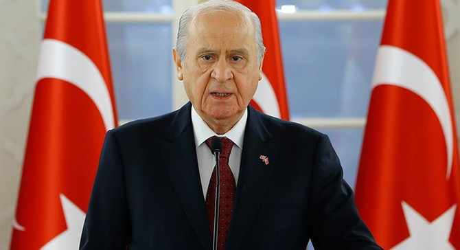 Bahçeli'den parti teşkilatına teşekkür mesajı