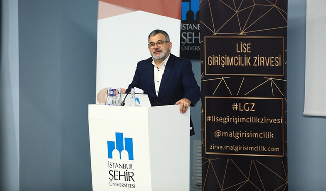 Liseli girişimciler İstanbul Şehir Üniversitesi'nde buluştu