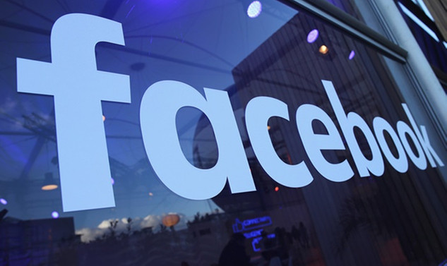 Cambridge Analytica'nın CEO'su görevden alındı