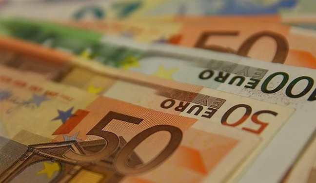 Euro Bölgesi'nde ekonomik faaliyet 14 ayın dibinde
