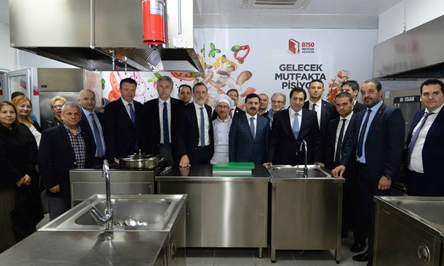 BTSO Mutfak Akademi hizmete açıldı