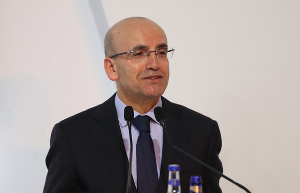 Şimşek: Çatıyı güneşli havada onarmak gerek