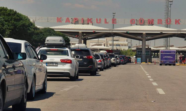 4 araçtan biri 'Kapıkule'den geçti