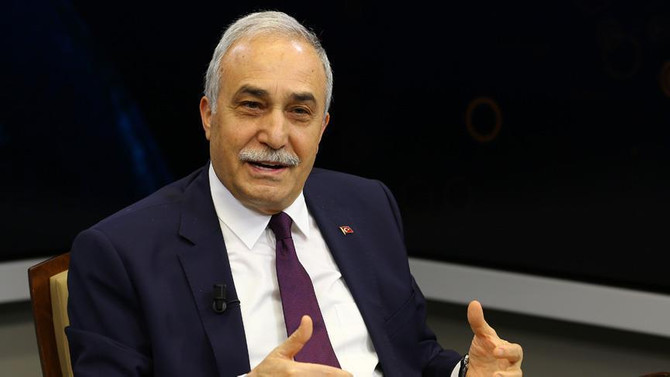 Fakıbaba: Dolandırıcılara karşı uyanık olun