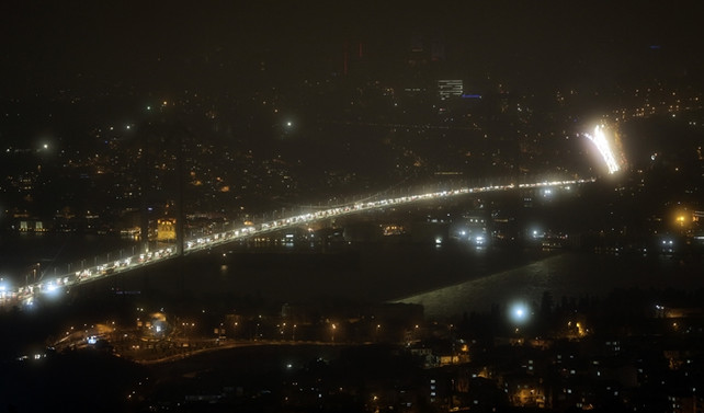 İstanbul'da Dünya Saati hareketine destek