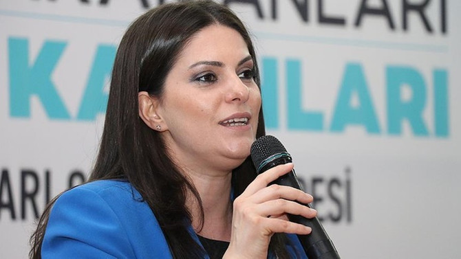 'İŞKUR kurslarına katılan annelere 400 lira çocuk bakım desteği vereceğiz'