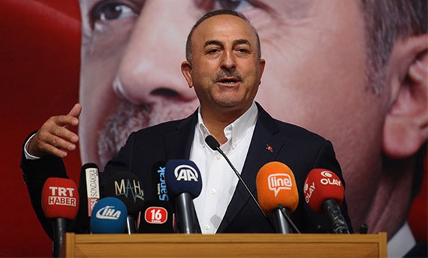 Çavuşoğlu: Uruguay'a kaçan sahtekarın ensesindeyiz