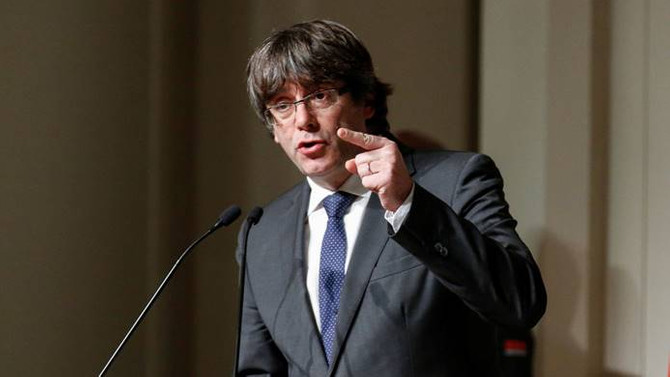 Almanya'da Puigdemont'un gözaltı süresi uzatıldı