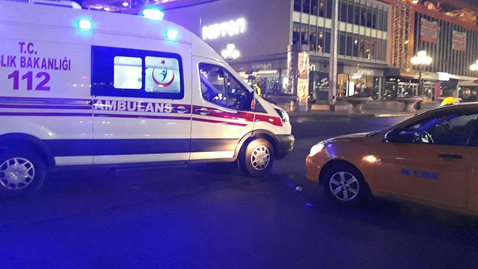 52 asker yemek sonrası hastaneye kaldırıldı