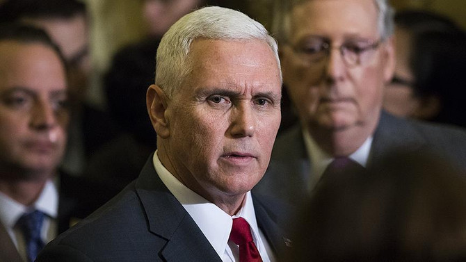 Pence'ten İran'a nükleer anlaşma tehdidi