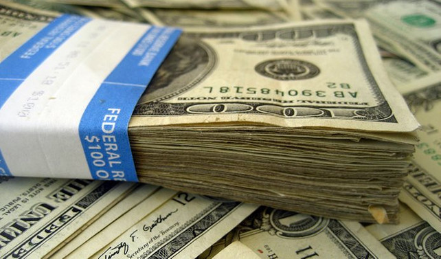 Dolar 3,79'un altını zorluyor