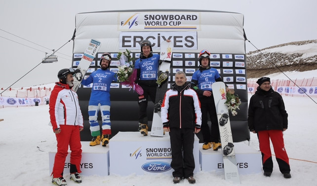 Ford Snowboard Dünya Kupası müsabakaları Eerciyes'te yapıldı