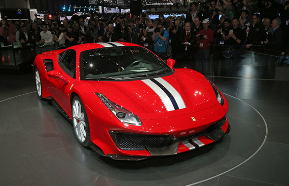 Ferrari 488 Pista'ya 7 Türk sahip olabilecek!