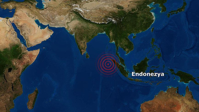 Endonezya'da 5.7 şiddetinde deprem
