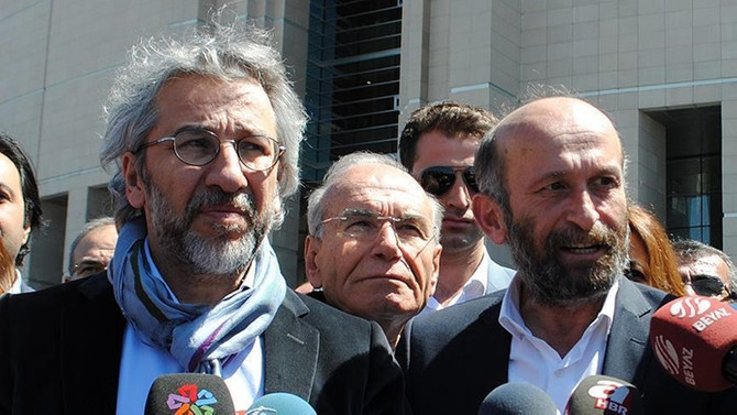 Yargıtay, mahkemenin Dündar ve Gül kararını bozdu