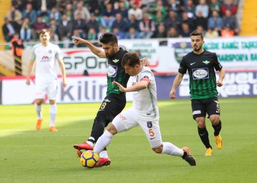 Başakşehir, deplasmandan 3 puanla dönüyor