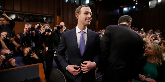 Zuckerberg, senatoda özür diledi