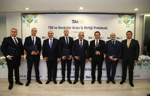 TİM, ihracatçının finansmana rahat ulaşması için 7 banka ile protokol imzaladı