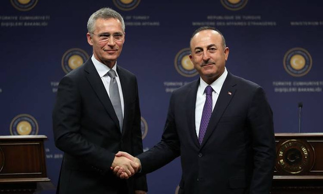 Çavuşoğlu'dan Macron'a tepki: Rusya ile güçlü ilişkilerimiz var
