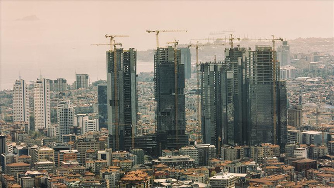Yatırımcı ilgisi arsa ve araziye kayıyor, dövizi olan bekliyor