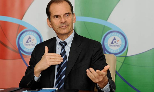İzmir’i dijital başkent yaptı, barkodlu ambalaj için çalışıyor