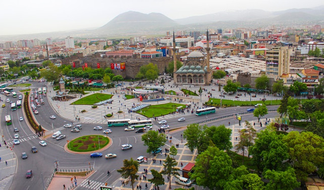 Kayseri’de 748 proje için 1.3 milyar lira ödenek ayrıldı