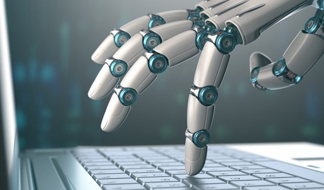 OECD: Robotlardan o kadar korkmayın