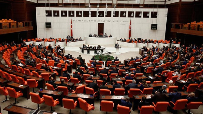 Erken seçim teklifi kabul edildi