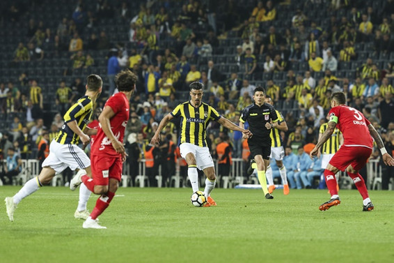 Fenerbahçe'den bol gollü galibiyet