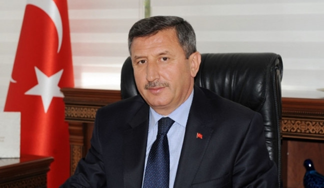 Burdur Valisi adaylık için istifa etti